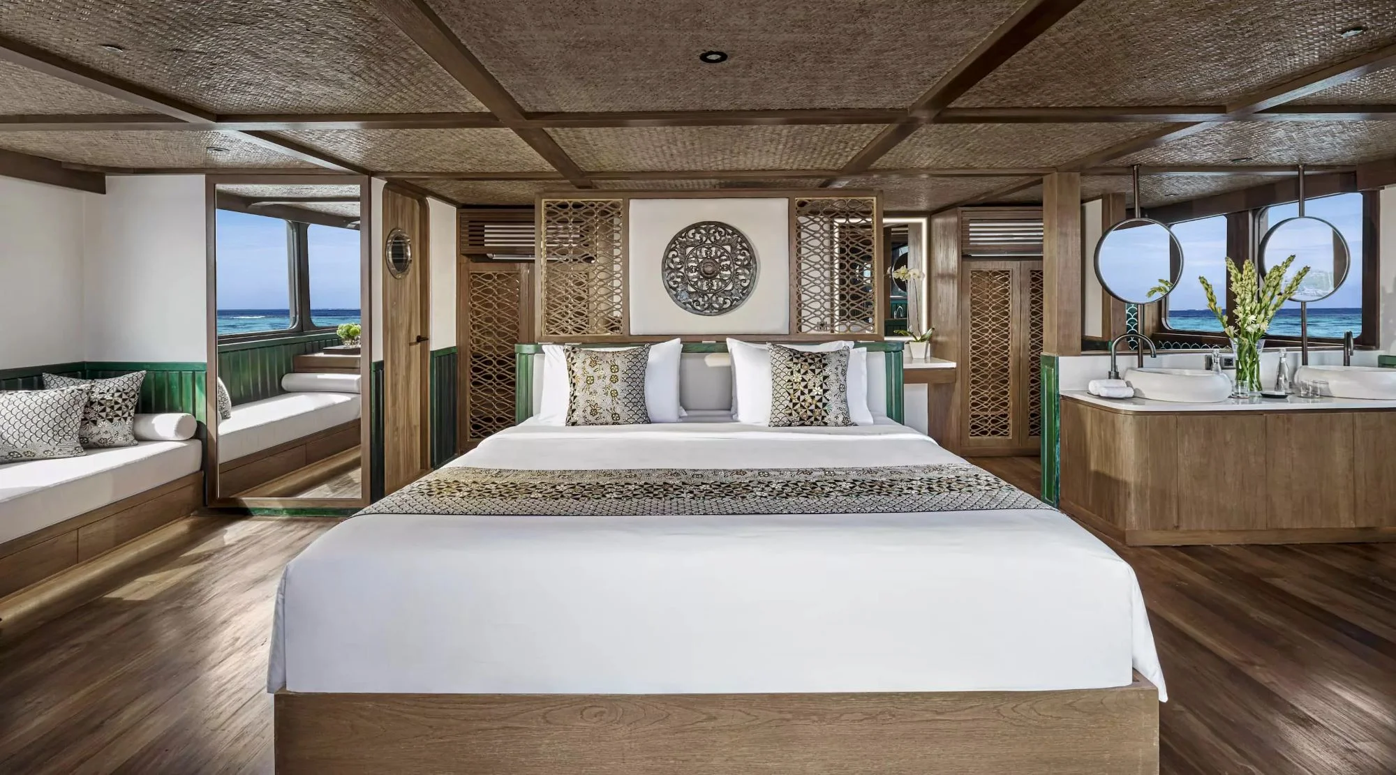 Samsara Samudra Luxury Yacht MASTER SUITE