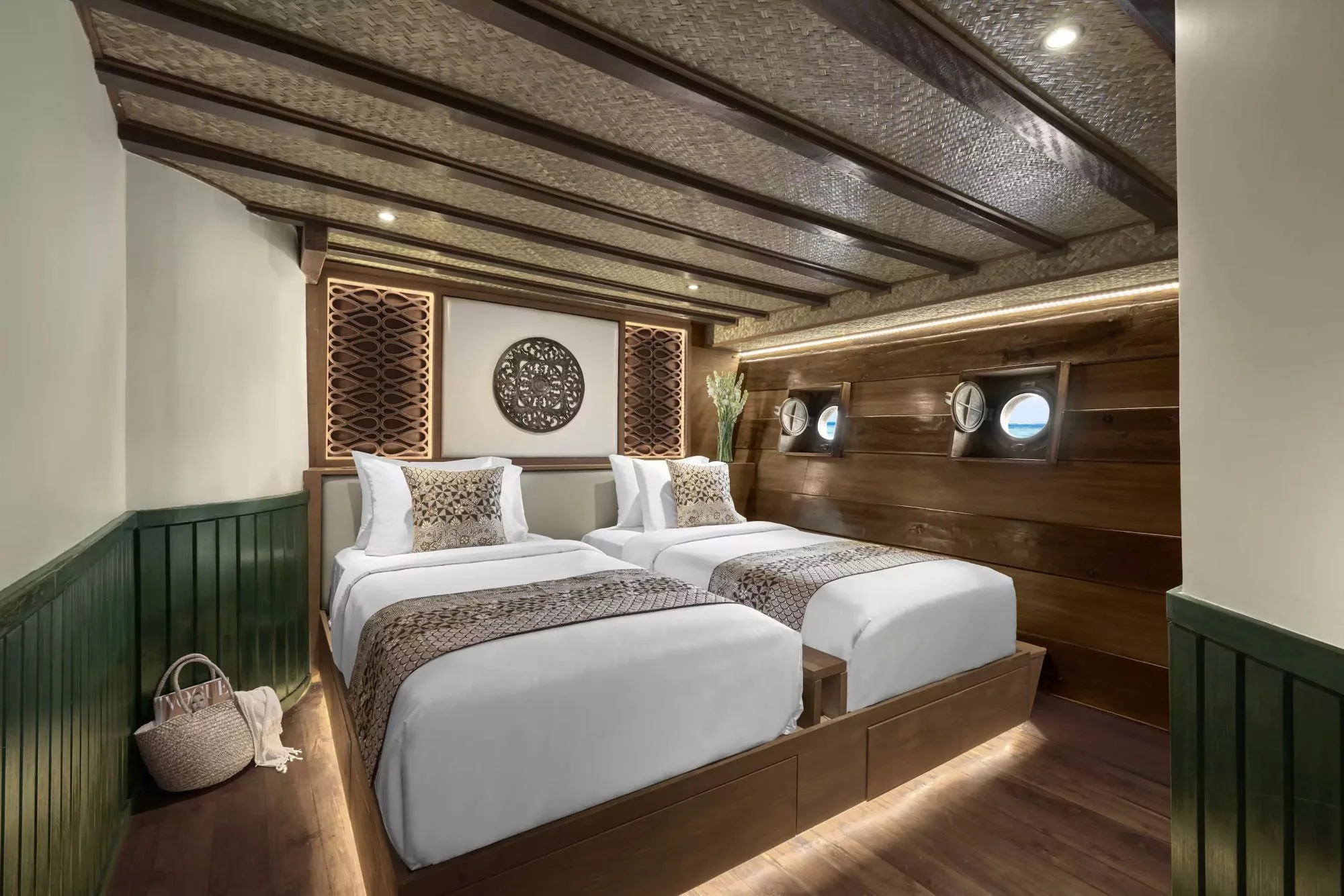 Samsara Samudra Luxury Yacht DELUXE SUITE